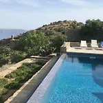 A La Grand Bleu 3* Ellinika (Kea)