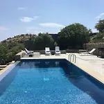 A La Grand Bleu Pensión 3*