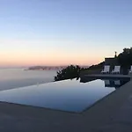 A La Grand Bleu