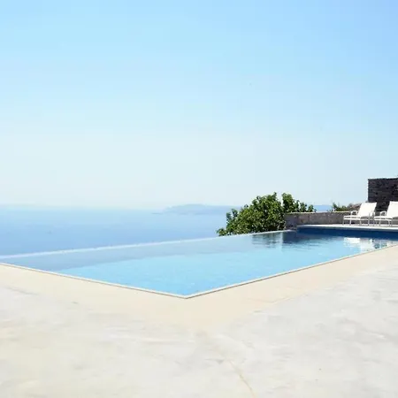 A La Grand Bleu